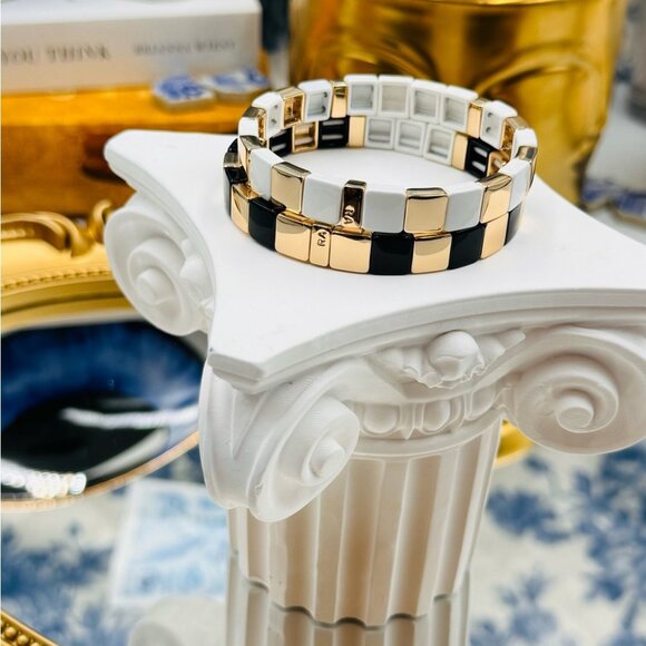 🆕 ROXANNE ASSOULIN 🧿 NWOT Mr & Mrs Set Of Two Enamel And Gold-Tone Bracelets - Picture 9 of 14